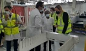 Marta Gastón visita la empresa Valeo Térmico